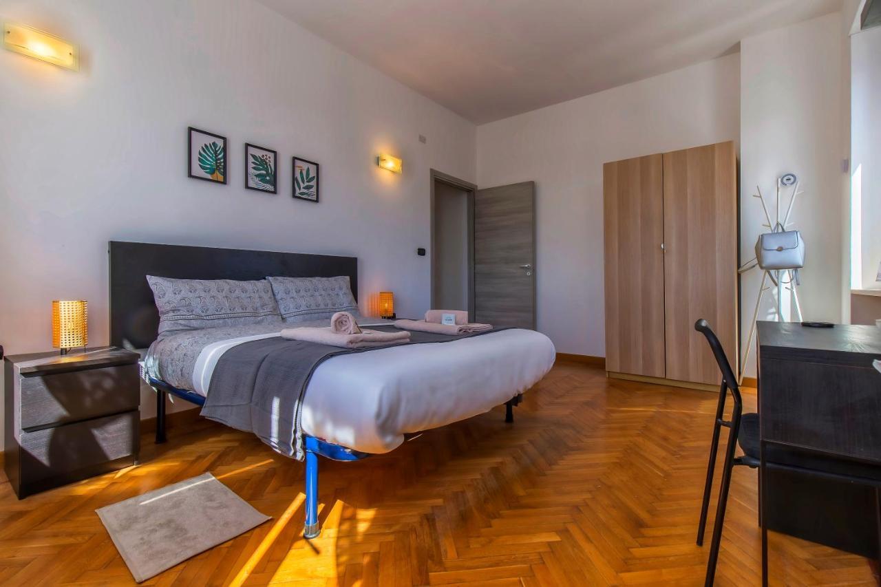 Bright & Lovely Flat M1 Carducci Molinette 250M Turin Bagian luar foto