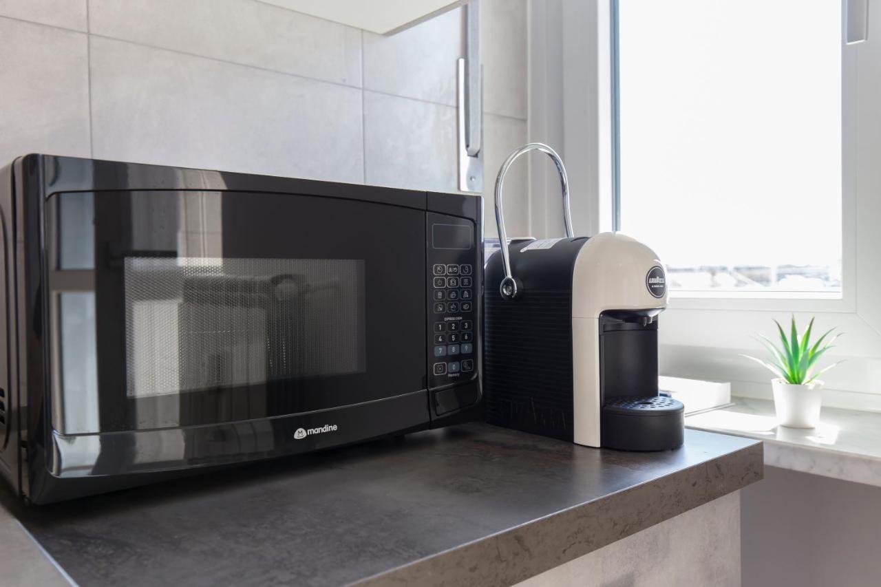 Bright & Lovely Flat M1 Carducci Molinette 250M Turin Bagian luar foto