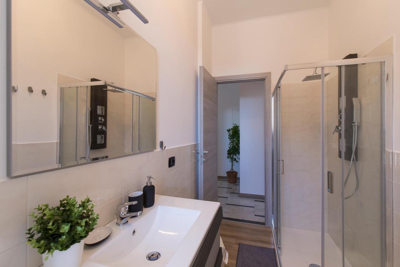 Bright & Lovely Flat M1 Carducci Molinette 250M Turin Bagian luar foto